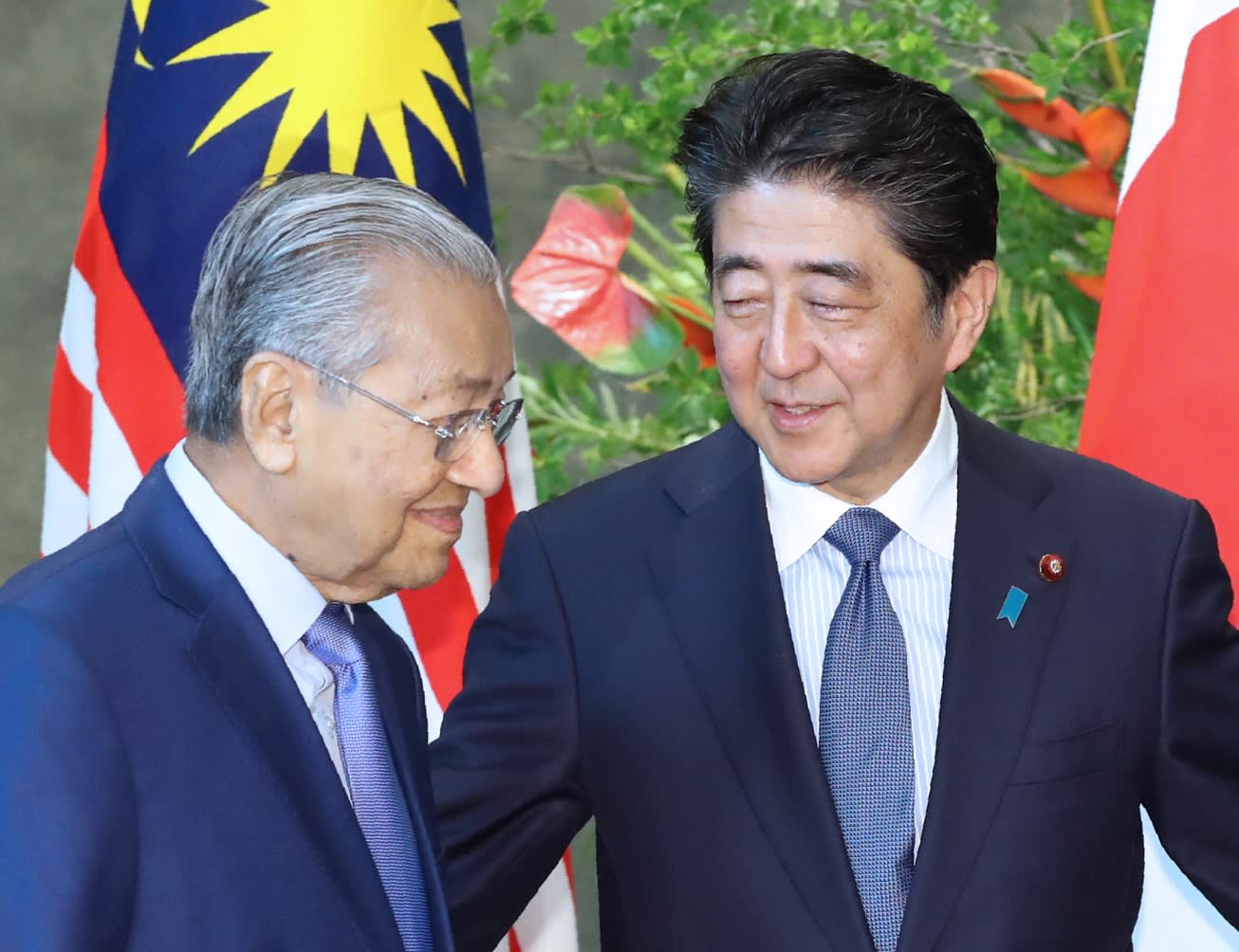 Nikkei Asian Review: Malaysia asks Japan for yen loan to solve ...